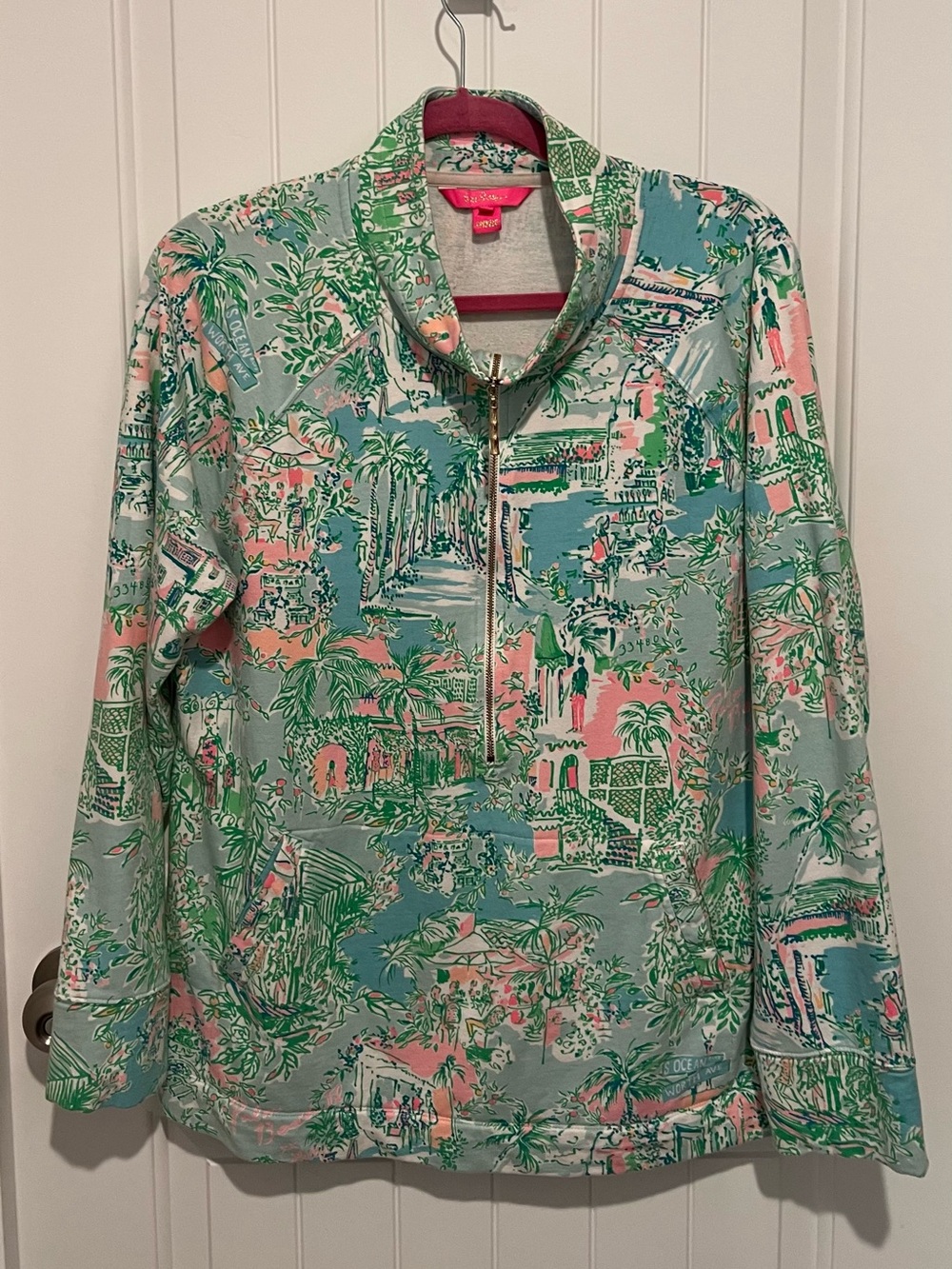 Lilly Pulitzer Women’s Pullover In Size XL